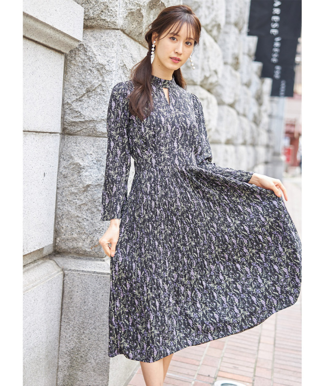 V字スタンドカラーフラワープリントプリーツ切り替えワンピース 