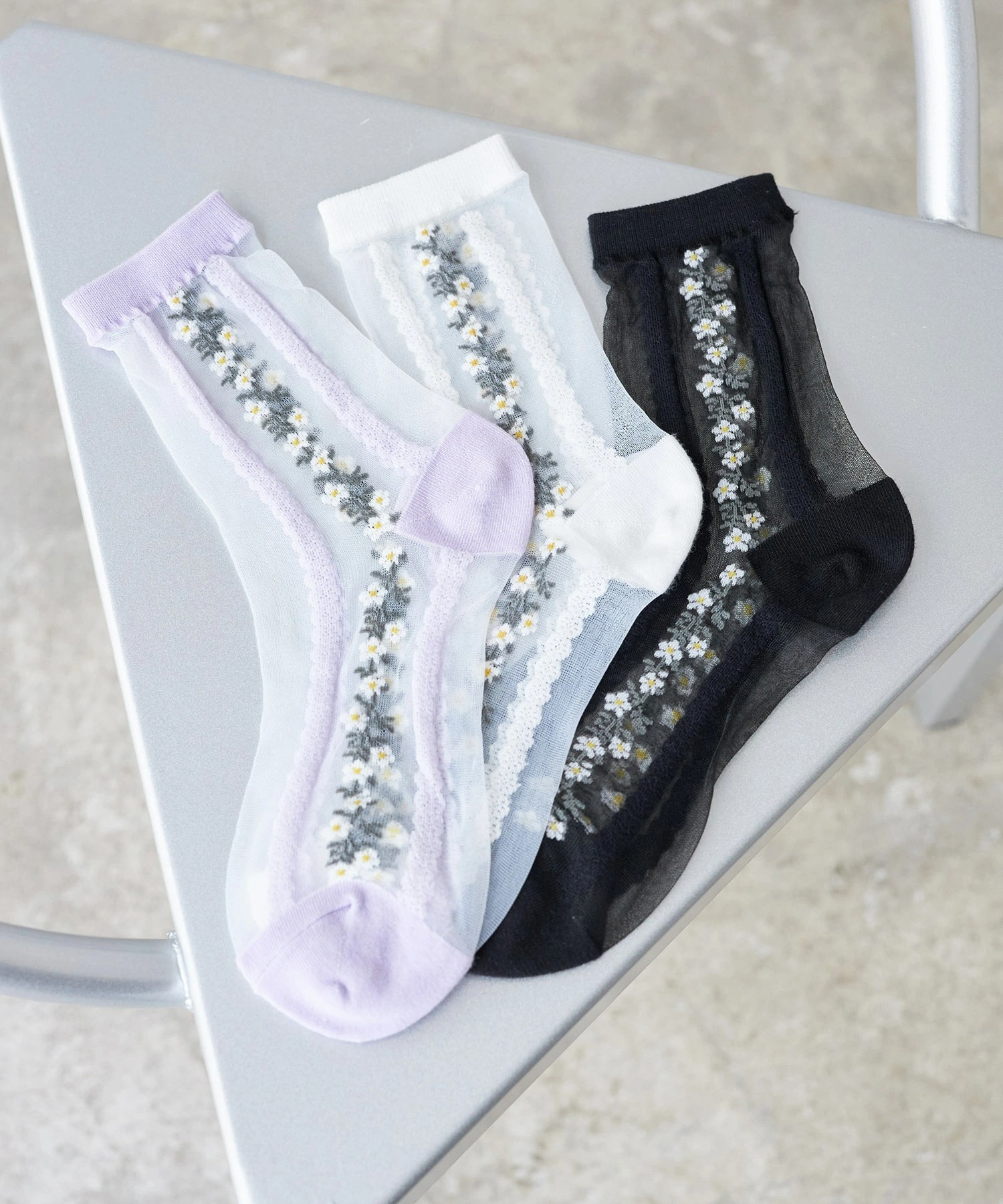 フラワーシアー靴下  8月28日(木)再販決定☆【luliea ルリーア】 tocco closet(トッコクローゼット) ※不良品以外返品不可 ※セレクトアイテム