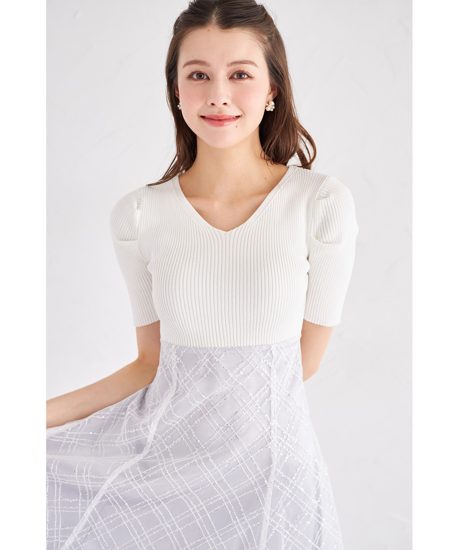 リブニット×スパンコールシアーチェックバックレースアップドッキングワンピース tocco closet  ＊スペシャルプライス品につき返品/キャンセル/配送日指定不可/ラッピング不可/少量在庫のセールの為交換は出来かねる場合がございます。
