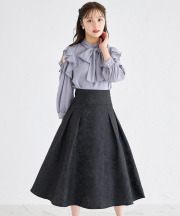 ラインフラワー刺繍入りジャガードタックフレアスカート 10月7日(月)再販決定☆【midana ミデーナ】 tocco closet(トッコクローゼット)