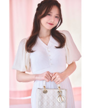 シャイニーシフォンバルーンスリーブ切り替えパール付きリブニットワンピース tocco closet※森香澄さんはオフホワイト着用　＊スペシャルプライス品につき返品/キャンセル/配送日指定不可/ラッピング不可/少量在庫のセールの為交換は出来かねる場合がございます。