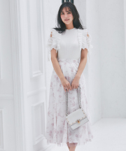 パール付きチューリッププリント×チュールスカート【ranelle ラネル】 tocco closet ※石川恋さんはピンク着用 ＊スペシャルプライス品につき返品/キャンセル/配送日指定不可/ラッピング不可/少量在庫のセールの為交換は出来かねる場合がございます。