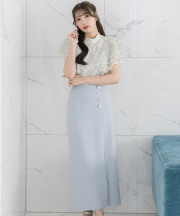 多種パールビジュー飾り釦付きタイトスカート 6月17日(火)再販決定☆【clarisa クラリサ】 tocco closet(トッコクローゼット)※えみ姉さんはライトブルー着用