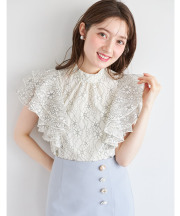 フラワーレースラッフルフリルブラウス【melotio メロティオ】 tocco closet(トッコクローゼット) ＊スペシャルプライス品につき返品/キャンセル/配送日指定不可/ラッピング不可/少量在庫のセールの為交換は出来かねる場合がございます。