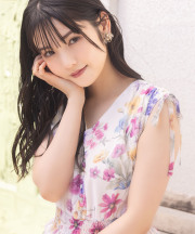肩ドロストリボン付きフラワープリントウエストシャーリングワンピース 6月28日(土)再販決定☆【fiorine フィオリネ】 tocco closet※道重さゆみさんはピンク着用《Vacance Onepiece 2025》※ブルー少量の在庫確保による再販売の為、交換は出来かねる場合がございます。