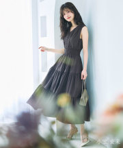 7月下旬～8月上旬販売予定！入荷連絡受付中☆くるみ飾り釦付きピンタック×シャーリングティアードワンピース※小室安未さんはブラウン着用