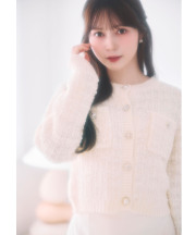 多種ビジュー釦ミックスニットジャケットライクカーディガン tocco closet(トッコクローゼット)※水瀬さららさんはアイボリー着用