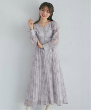 ラインフラワープリントシャーリングプリーツワンピース  tocco closet  ＊スペシャルプライス品につき返品/キャンセル/配送日指定不可/ラッピング不可/少量在庫のセールの為交換は出来かねる場合がございます。