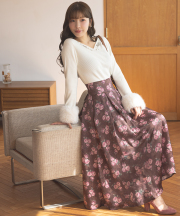 11月上旬販売予定！入荷連絡受付中☆バックレースアップヴィンテージサテンローズフレアスカート※えみ姉さんはブラウン着用