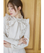 品格のある甘さを纏う２ＷＡＹボウタイリボン付きパール釦フリルワンピース  2月16日(月)再販決定☆tocco closet(トッコクローゼット)《Blossoming Spring 2026》