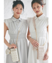 清楚な華やかさも細見えも叶えるリボンレースシャツワンピース  tocco closet(トッコクローゼット)※高松瞳さんはオフホワイト、野口衣織さんはアイスグレー着用