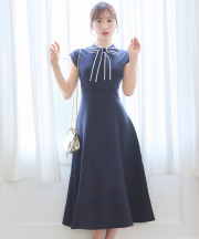 5/16再販予定！入荷連絡受付中☆配色ボウタイリボン付きレースラインニットワンピース  tocco closet(トッコクローゼット)※小栗有以さんはネイビー着用