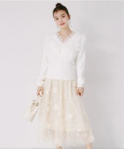 立体フラワーモチーフ×刺繍チュールフレアスカート 4月19日(日)再販決定☆  tocco closet(トッコクローゼット) ※少量の在庫確保による再販売の為、交換は出来かねる場合がございます。※ピンクの入荷はありません。