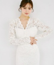 カップ付きスカラップＶネックフラワーレースワンピース tocco closet(トッコクローゼット)※オフィシャルサイト限定