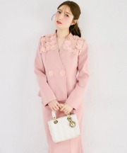 立体フラワーモチーフ付きジャケット×マーメイドスカートセットアップ tocco closet(トッコクローゼット) ※オフィシャルサイト・西銀座デパート店・銀座EXITMELSA店限定