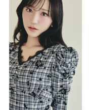 ネックレース付きチェック×フロッキーチェリーミックスワンピース tocco closet(トッコクローゼット)※野口衣織さんはグレー着用