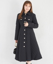 ゴールド釦キルティングロングフレアコート tocco closet(トッコクローゼット)※オフィシャルサイト限定 ※セレクトアイテム