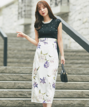 ベルト付きフラワープリントタイトスカート【muluca ムルーカ】 tocco closet(トッコクローゼット)《tocco closet luxe》※麻亜里さんはブルー着用