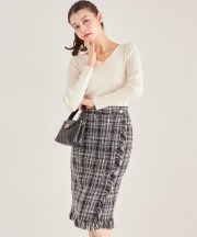 ビジュー付きフリンジツイードラップタイトスカート【angelicy アンジェリシー】 tocco closet(トッコクローゼット) ＊スペシャルプライス品につき返品/キャンセル/配送日指定不可/ラッピング不可/少量在庫のセールの為交換は出来かねる場合がございます。
