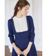 ヨークレース切替バックレースアップ長袖ワンピース tocco closet(トッコクローゼット) ＊スペシャルプライス品につき返品/キャンセル/配送日指定不可/ラッピング不可/少量在庫のセールの為交換は出来かねる場合がございます。
