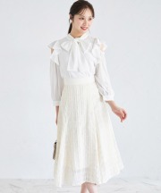 立体ラメ刺繍レースフレアスカート 【calondy カロンディ】 tocco closet(トッコクローゼット)＊スペシャルプライス品につき返品/キャンセル/配送日指定不可/ラッピング不可/少量在庫のセールの為交換は出来かねる場合がございます。