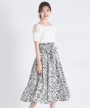 ウエストリボン付きモノトーンフラワープリントフレアスカート【emmilia エミリア】 tocco closet(トッコクローゼット)