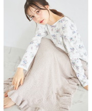 tocco closetロゴ刺繍入りフリルモールニットブランケット【enrida エンリダ】 tocco closet(トッコクローゼット)　＊スペシャルプライス品につき返品/キャンセル/配送日指定不可/ラッピング不可/少量在庫のセールの為交換は出来かねる場合がございます。