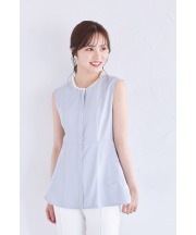 ポケット付きパール装飾ペプラムジレ ≪tocco closet luxe≫ ＊スペシャルプライス品につき返品/キャンセル/配送日指定不可/ラッピング不可/少量在庫のセールの為交換は出来かねる場合がございます。