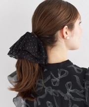 付け袖としてもシュシュとしても使える２ＷＡＹ仕様♪ラメドットレースフリルアクセサリー【loches】 tocco closet ※セレクトアイテム ＊スペシャルプライス品につき返品/キャンセル/配送日指定不可/ラッピング不可/少量在庫のセールの為交換は出来かねる場合がございます。