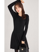 ケーブル編み切り替えリブニットワンピース【selanie セラニー】 tocco closet　＊スペシャルプライス品につき返品/キャンセル/配送日指定不可/ラッピング不可/少量在庫のセールの為交換は出来かねる場合がございます。