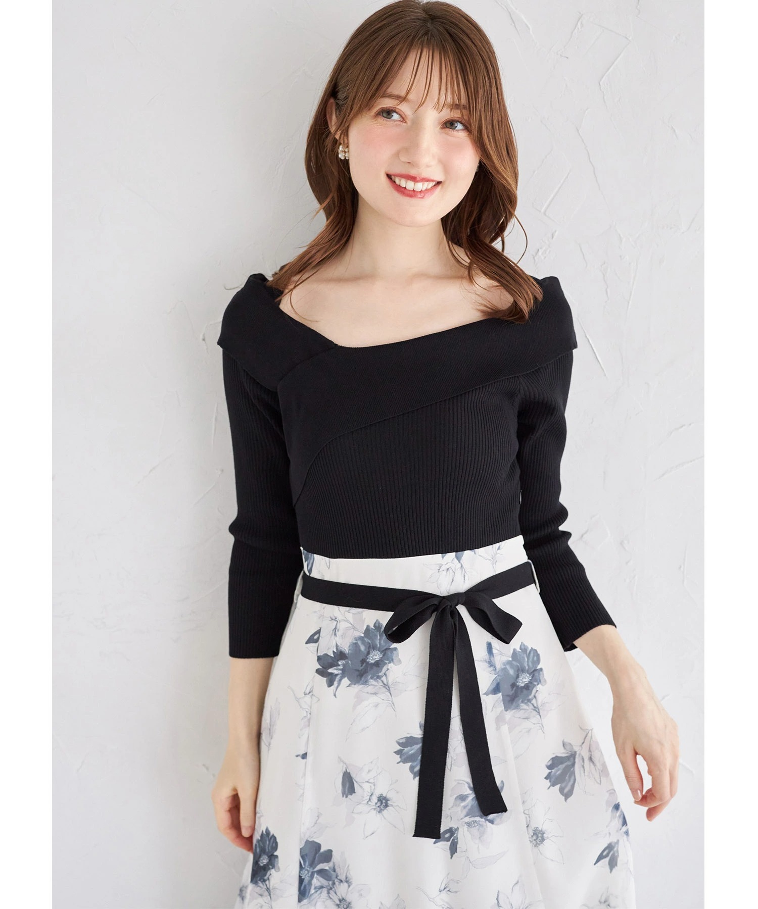 ウエストリボン付きアシメリブニット×フラワードッキングワンピース  1月3日(土)再販決定☆【mucian ミュシアン】 tocco closet(トッコクローゼット) ※少量の在庫確保による再販売の為、交換は出来かねる場合がございます。