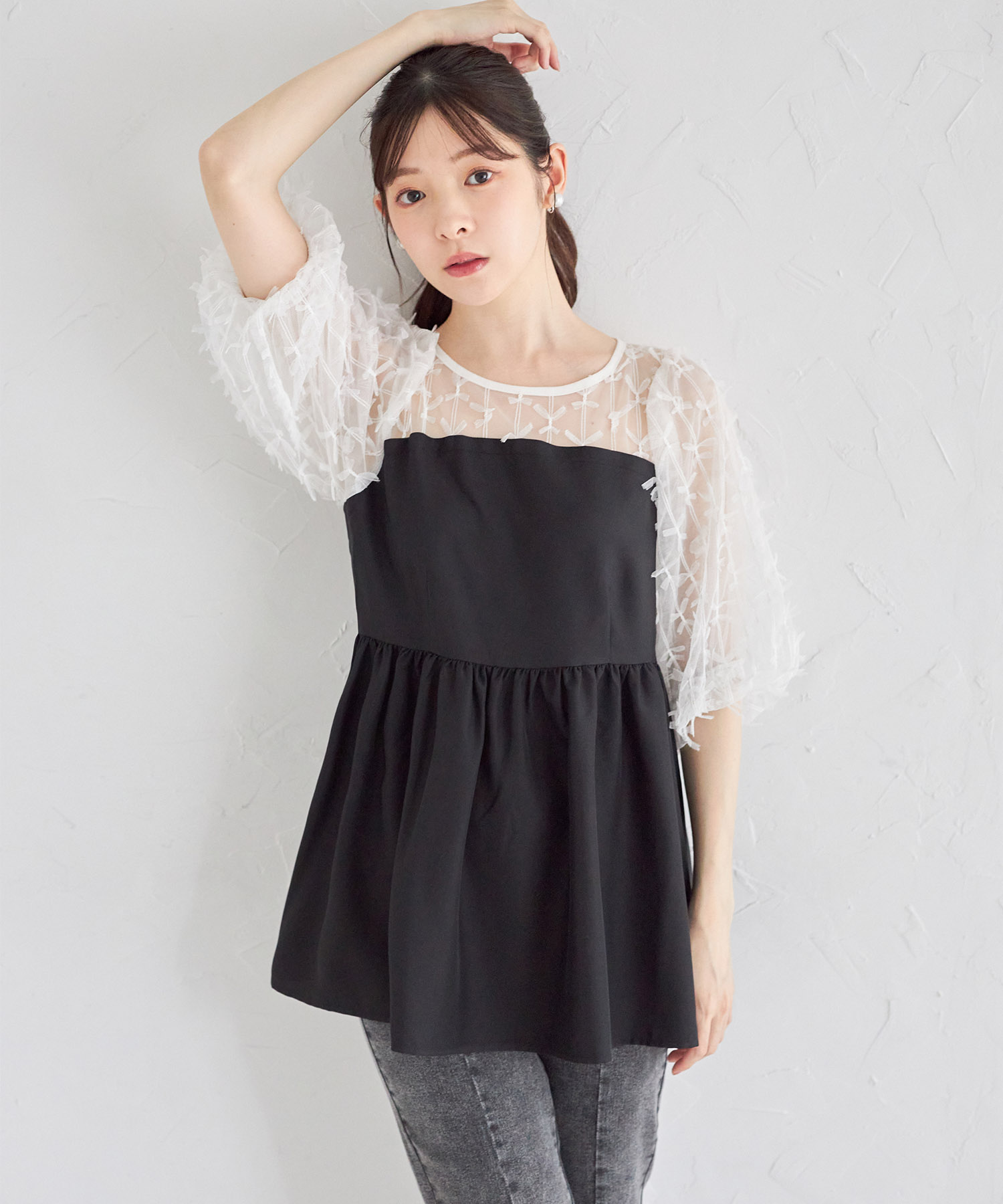 チュール切り替えペプラムトップス【raosis ラオシス】 tocco closet(トッコクローゼット)＊スペシャルプライス品につき返品/キャンセル/配送日指定不可/ラッピング不可/少量在庫のセールの為交換は出来かねる場合がございます。