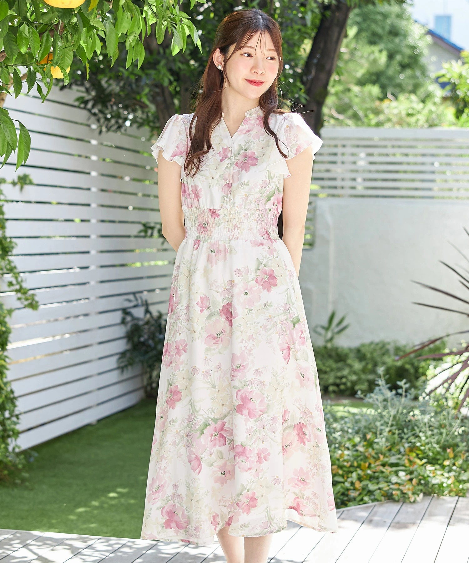 tocco トッコクローゼット　ウエストシャーリングスキッパーフラワープリントワンピース