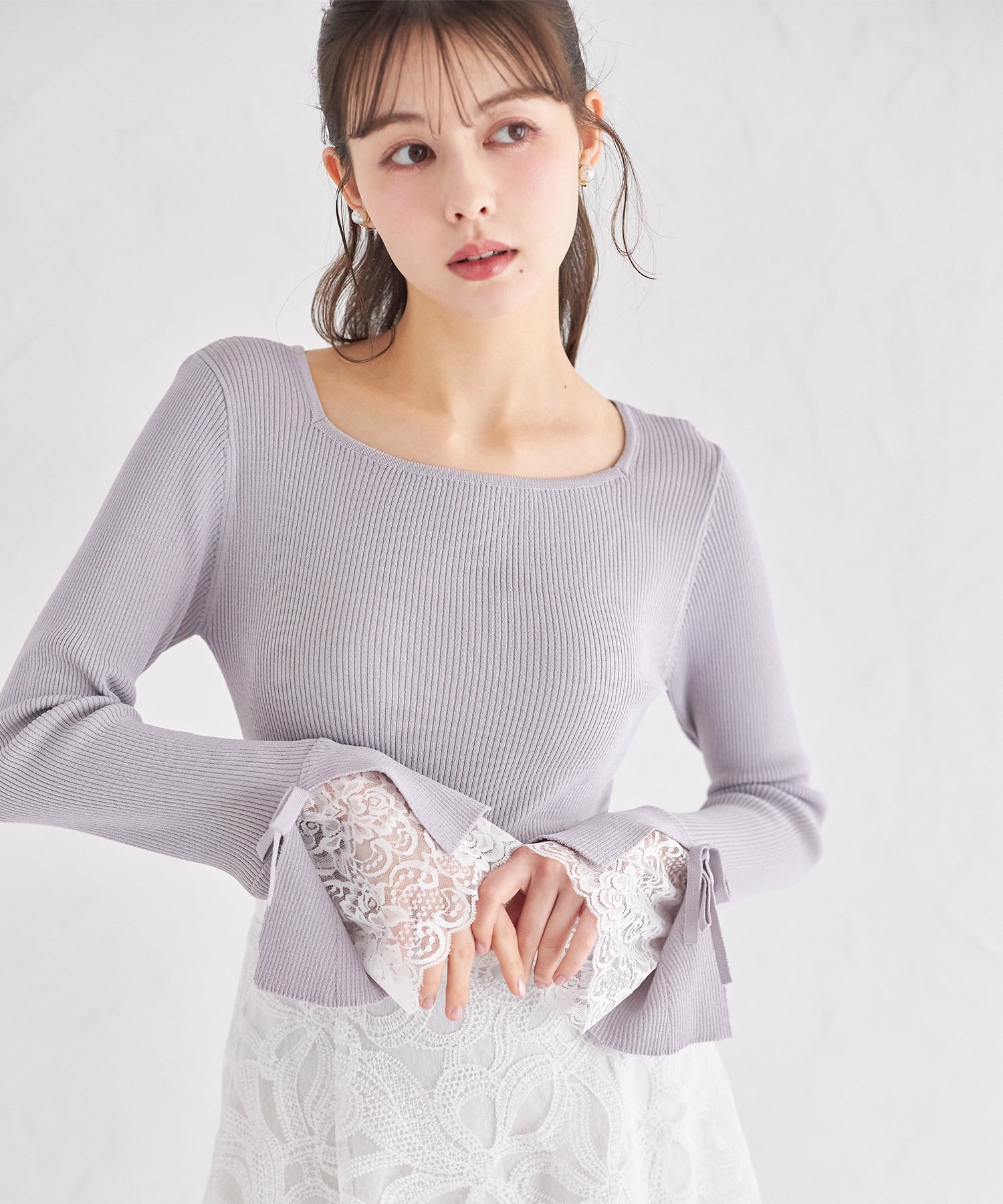 tocco トッコクローゼット　りぼん付き袖口レース切り替えリブニットプルオーバー