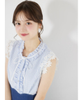 リボン付きフラワー釦ショルダーレースギンガムチェック柄ブラウス　6月14日(日)再販決定☆ tocco closet(トッコクローゼット)《Blooming in Blue》