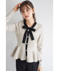 9月再販予定！入荷連絡受付中☆ビジュー釦付きボウタイリボンペプラムニットプルオーバー  tocco closet(トッコクローゼット)　