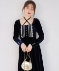 ネックリボン付きパール＆レース装飾バックレースアップベロアワンピース  9月6日(日)再販決定☆ tocco closet(トッコクローゼット)《HolidayCollection》
