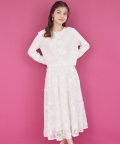 ディテールに宿るクラス感♪立体フラワーレースフレアスカートtocco closet(トッコクローゼット) ＊スペシャルプライス品につき返品/キャンセル/配送日指定不可/ラッピング不可/少量在庫のセールの為交換は出来かねる場合がございます。《Heart Collection》