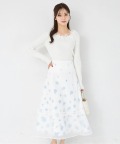 レースライン入りラメオーガンジーレイヤードフラワースカート  tocco closet(トッコクローゼット) ＊スペシャルプライス品につき返品/キャンセル/配送日指定不可/ラッピング不可/少量在庫のセールの為交換は出来かねる場合がございます。※松川星さんはイエロー着用