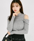 ビジュー付きアシメリボンワンショルダーニットプルオーバー tocco closet(トッコクローゼット)※オフィシャルサイト限定