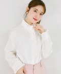 フラワーレースモチーフフリルブラウス tocco closet(トッコクローゼット)　※オフィシャルサイト限定