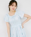 リボン付きフラワーカットワーク刺繍シャーリングコットンワンピース tocco closet(トッコクローゼット)