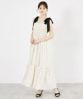 肩リボン付きドットプリントシャーリングワンピース tocco closet(トッコクローゼット)