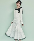 ラッフルフリルヘムレースドット柄スカート tocco closet(トッコクローゼット)※野口衣織さんはオフホワイト着用