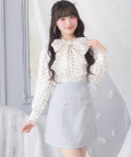 インナーパンツ付きビジュー装飾ラメツイードミニスカート 10月24日(金)再販決定☆ Suyunn(スユン)《PINKorBLUE》《MonotoneCollection》※齋藤樹愛羅さんはアイスブルー＆アイボリー着用※オンラインショップ限定