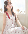3月販売予定！入荷連絡受付中☆肩リボン付きチェリー柄ティアードワンピース Suyunn(スユン) ※松本ももなさんはベージュ着用