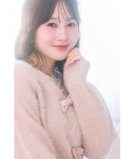 10/10販売予定！入荷連絡受付中☆纏うだけであざとかわいい♪ベロアリボン＆ビジュー釦シャギーニットカーディガン Suyunn(スユン) ※本田紗来さんはピンクベージュ着用