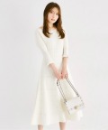 袖口フリル付きスカラネックシアーチェックリブニットワンピース《tocco closet luxe》＊スペシャルプライス品につき返品/キャンセル/配送日指定不可/ラッピング不可/少量在庫のセールの為交換は出来かねる場合がございます。