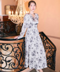 10/11販売予定！入荷連絡受付中☆アンティークフラワーマットサテンワンピース《tocco closet luxe》※麻亜里さんはグレージュ着用