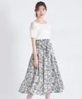 ウエストリボン付きモノトーンフラワープリントフレアスカート【emmilia エミリア】 tocco closet(トッコクローゼット)